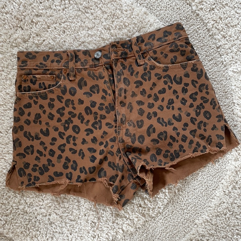 ABERCROMBIE LEOPARD DENIM SHORTS